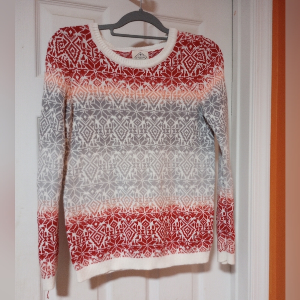 St John's Bay like new women's snowflake pattern sweater size small